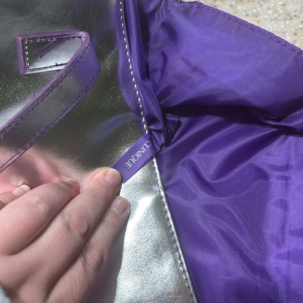 Clinique tote bag purple and silver - Picture 8 of 8